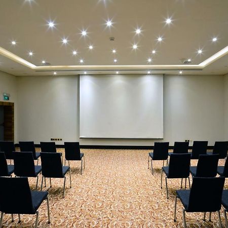 Hilton Garden Inn Riyadh Olaya Zewnętrze zdjęcie