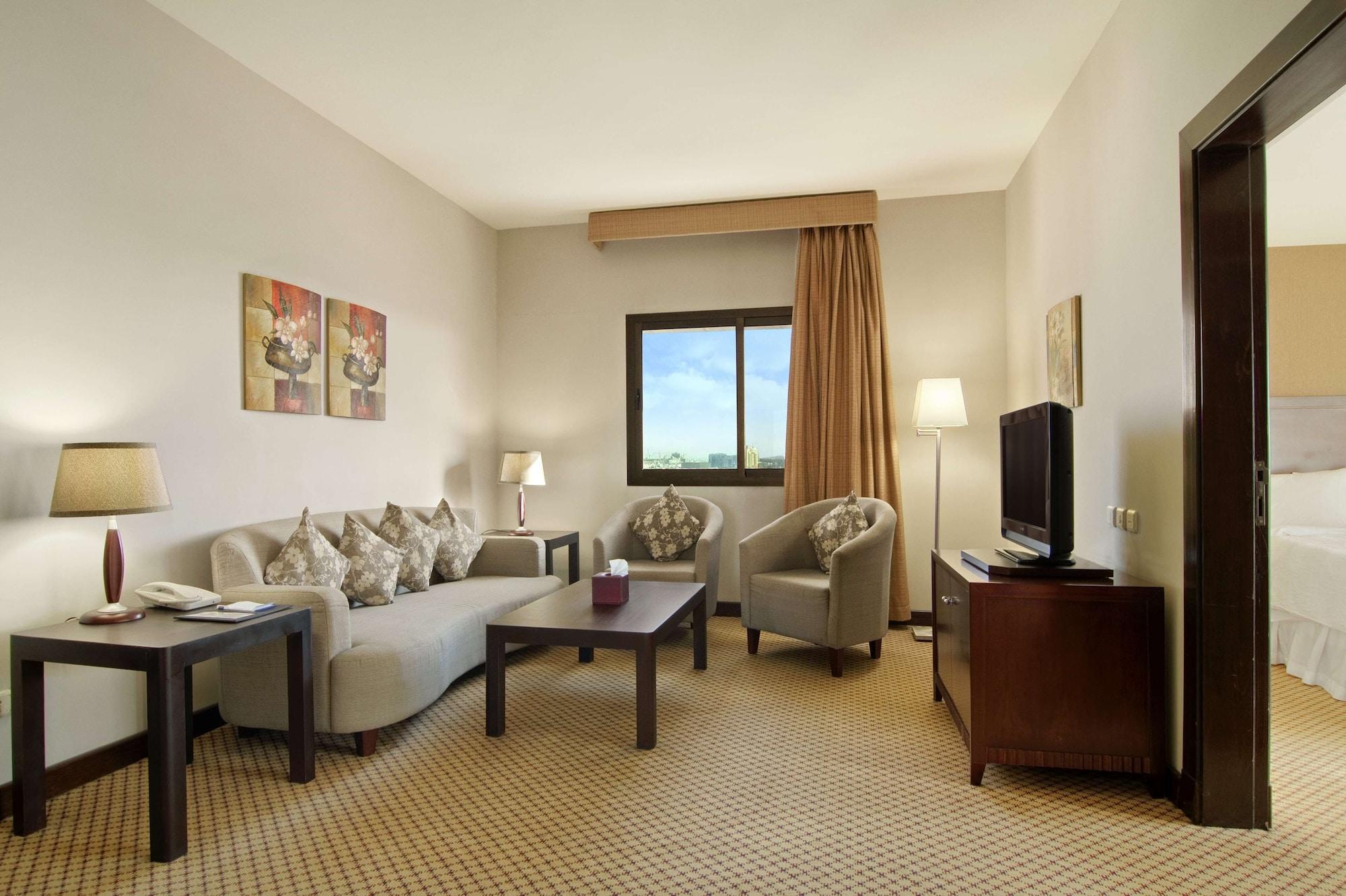 Hilton Garden Inn Riyadh Olaya Zewnętrze zdjęcie