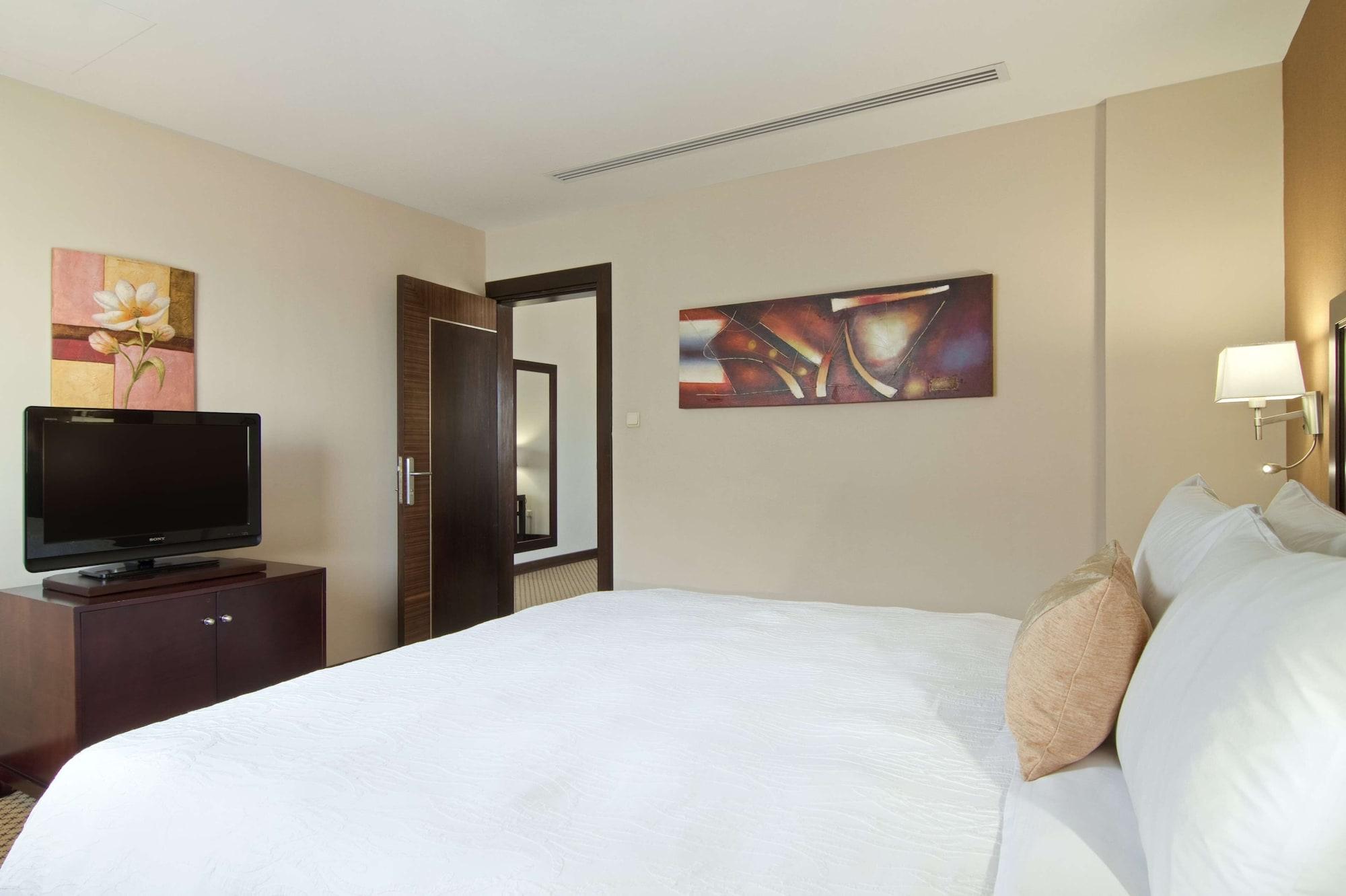 Hilton Garden Inn Riyadh Olaya Zewnętrze zdjęcie