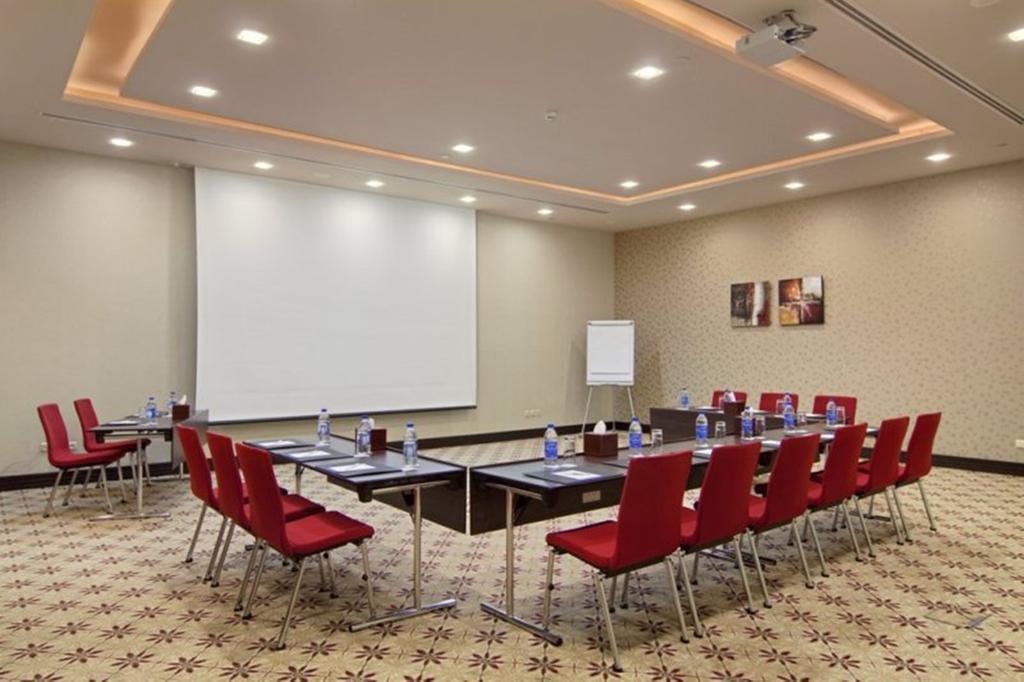 Hilton Garden Inn Riyadh Olaya Zewnętrze zdjęcie