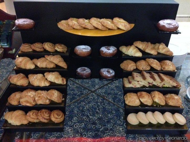 Hilton Garden Inn Riyadh Olaya Zewnętrze zdjęcie